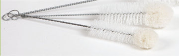 CEPILLO LIMPIA BEBEDEROS GRANDE 7X38CM.